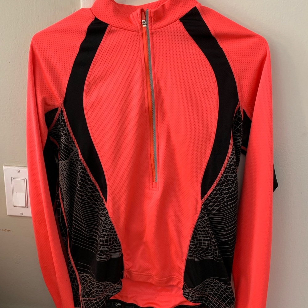 Performance cycling long sleeve size medium